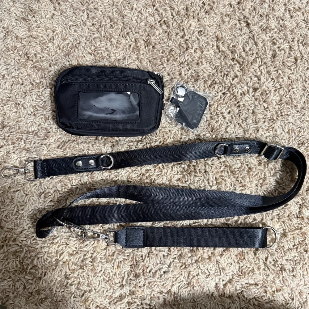 🏷️ 3 for $10 - NWOT - Crossbody Purse Pouch wristlet - Picture 7 of 15